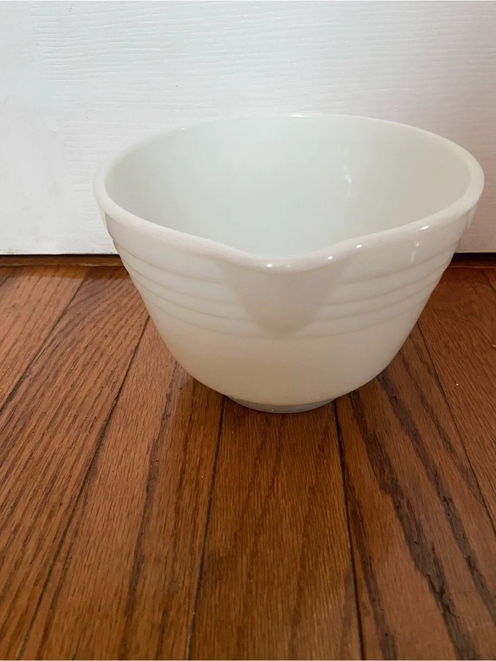 Vintage PYREX White Milk Glass Mixing Bowl with Pour Spout
